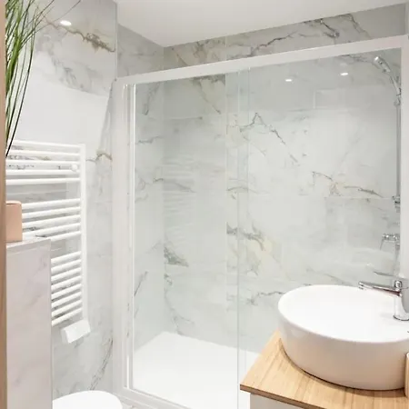 Apartment #10 2pieces Fricero 3min To The Beach/balcon & Ac *